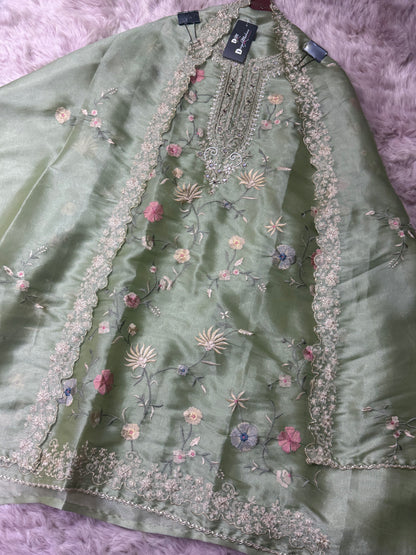 Vyshara (Unstitched Suit)
