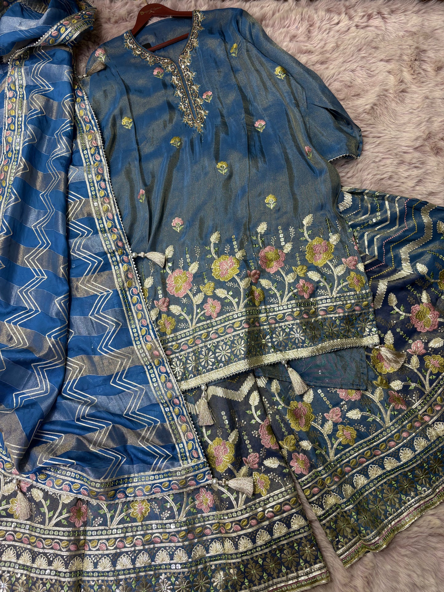 Yezara (Semi-Stitched Suit)