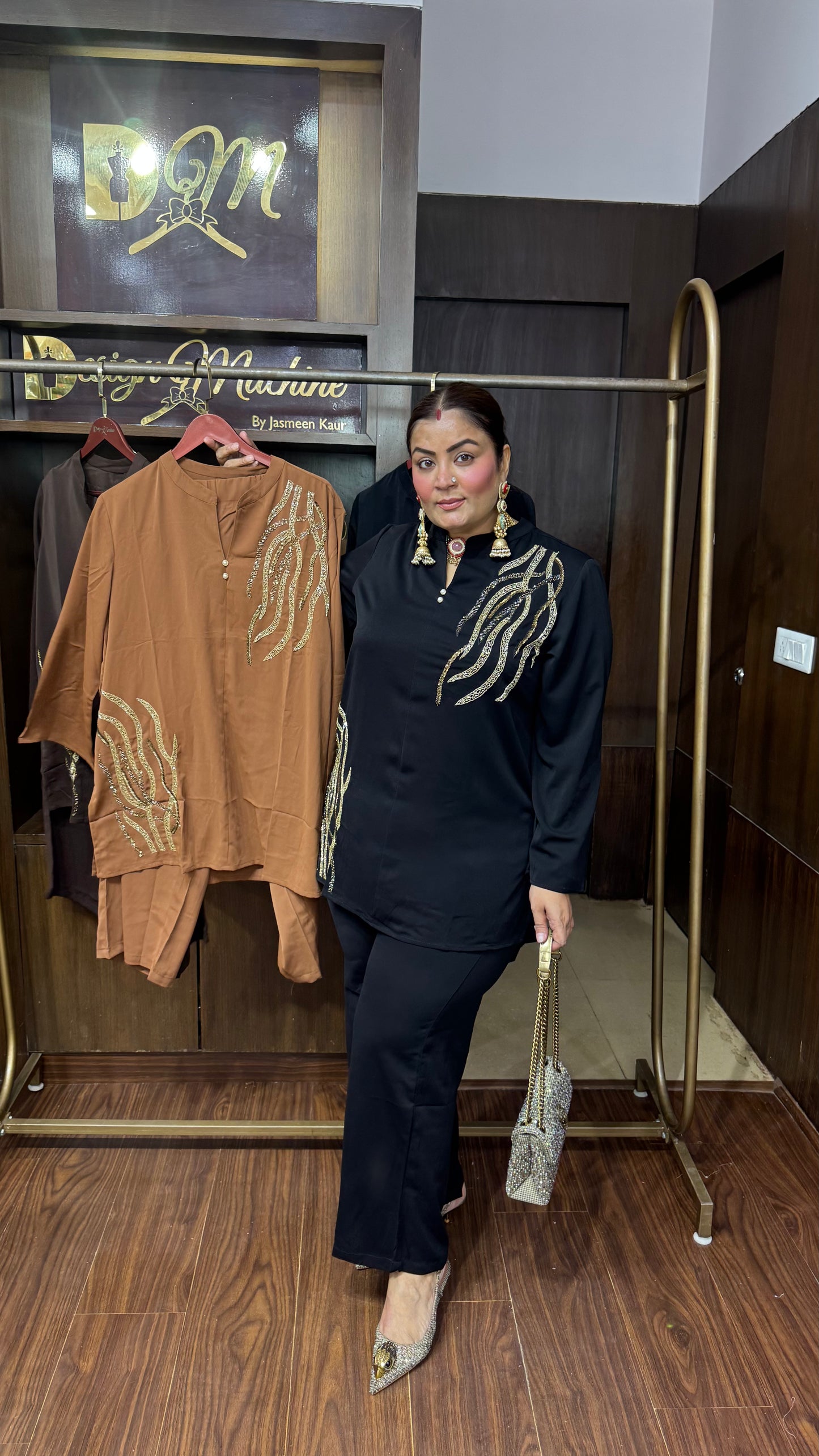 Ruhee (Pure Crepe Cordset)
