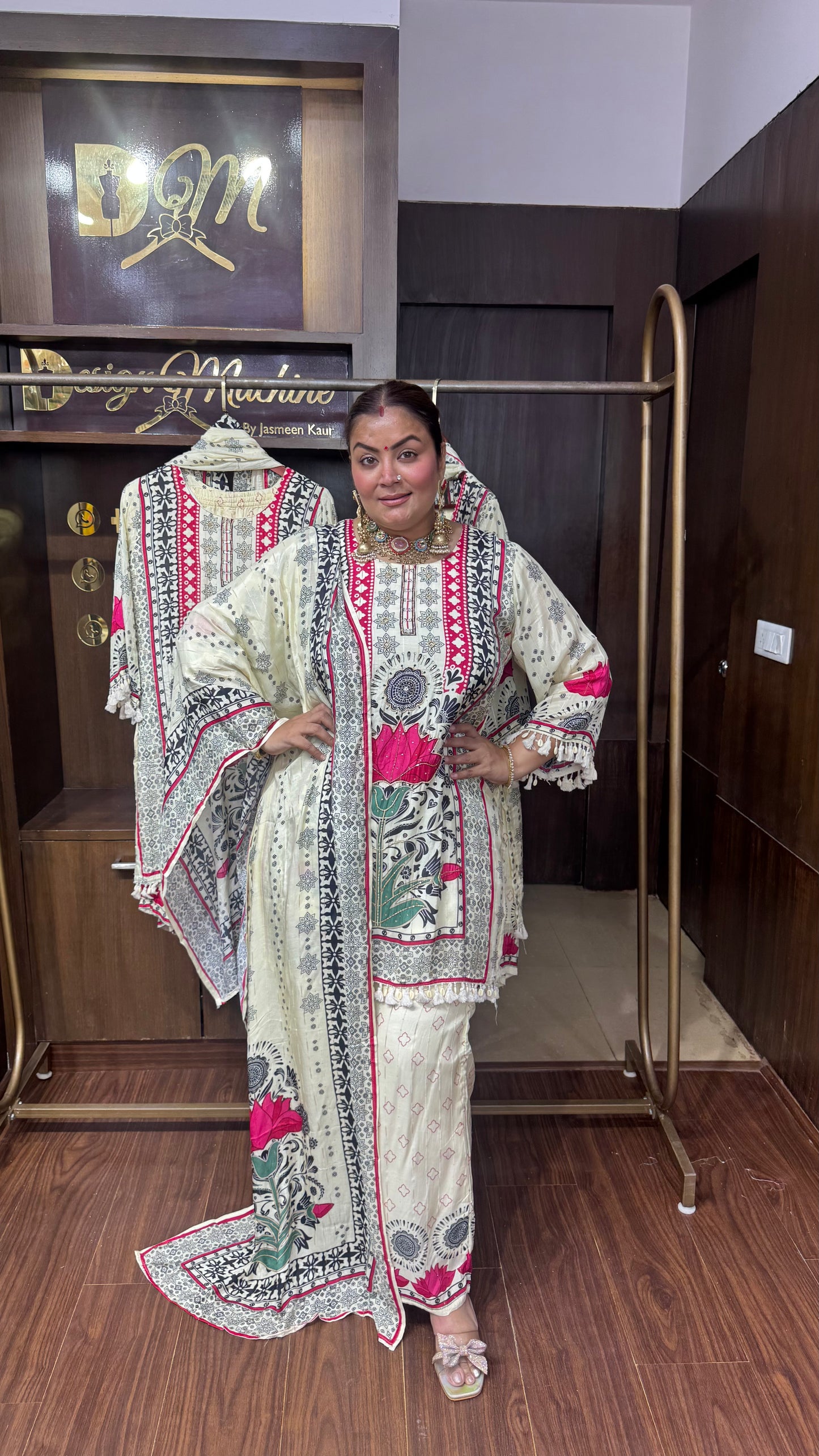 Tania (Pure Crepe Suit)
