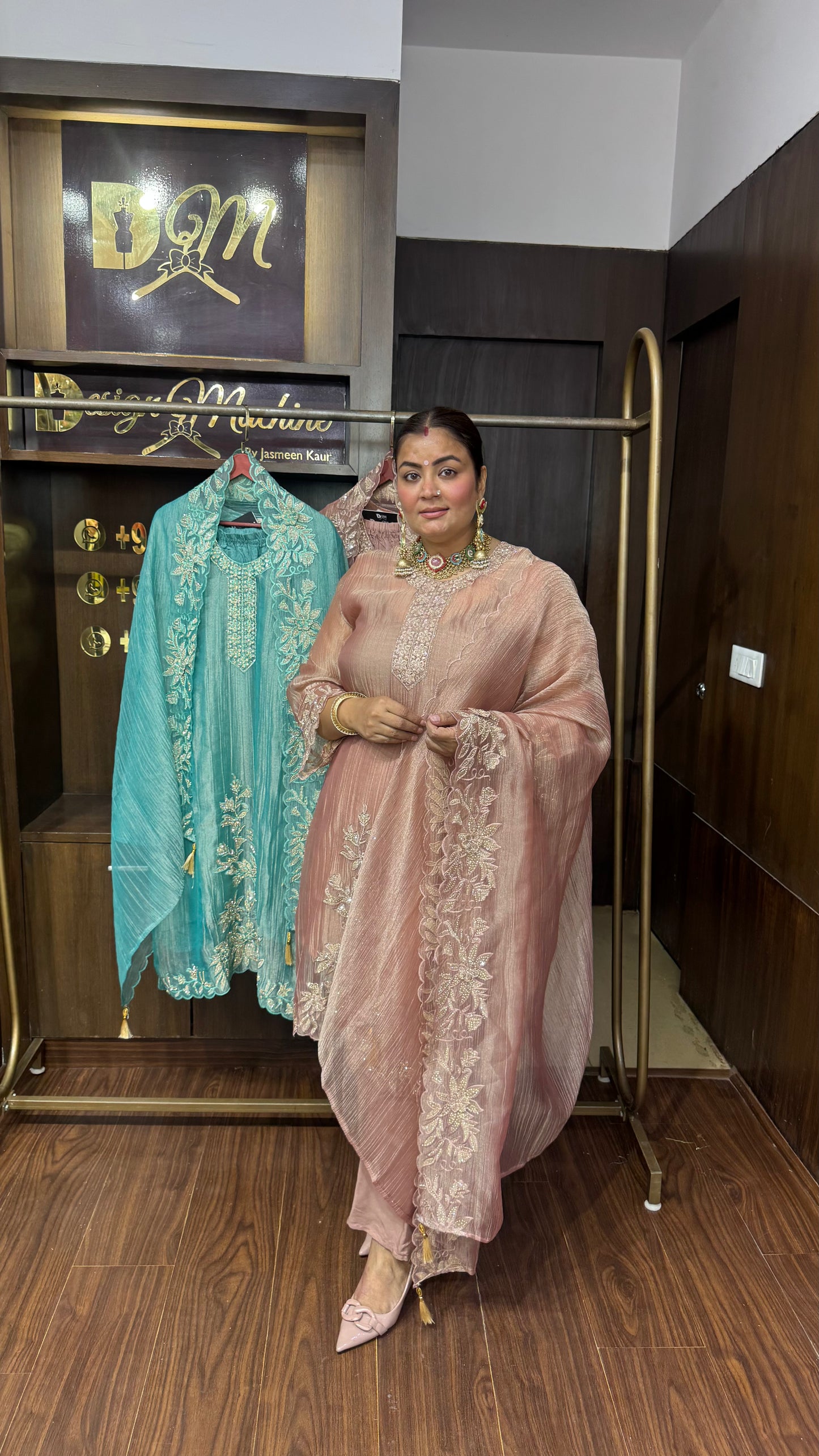 Anushka (Crush Tissue Suit)