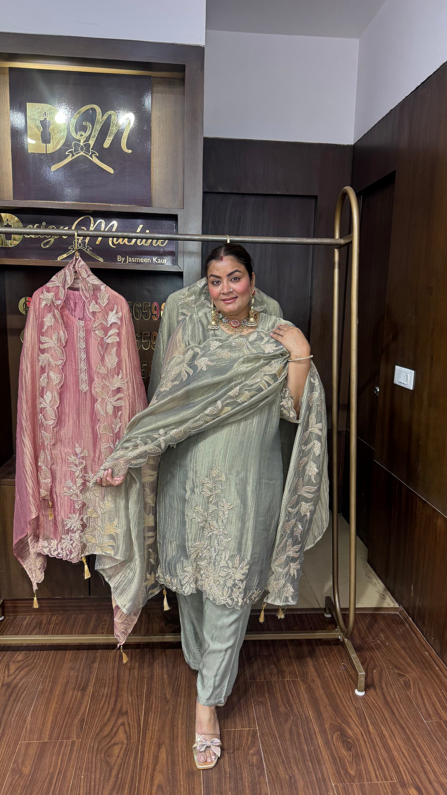 Ritika (Crush Tissue Suit)
