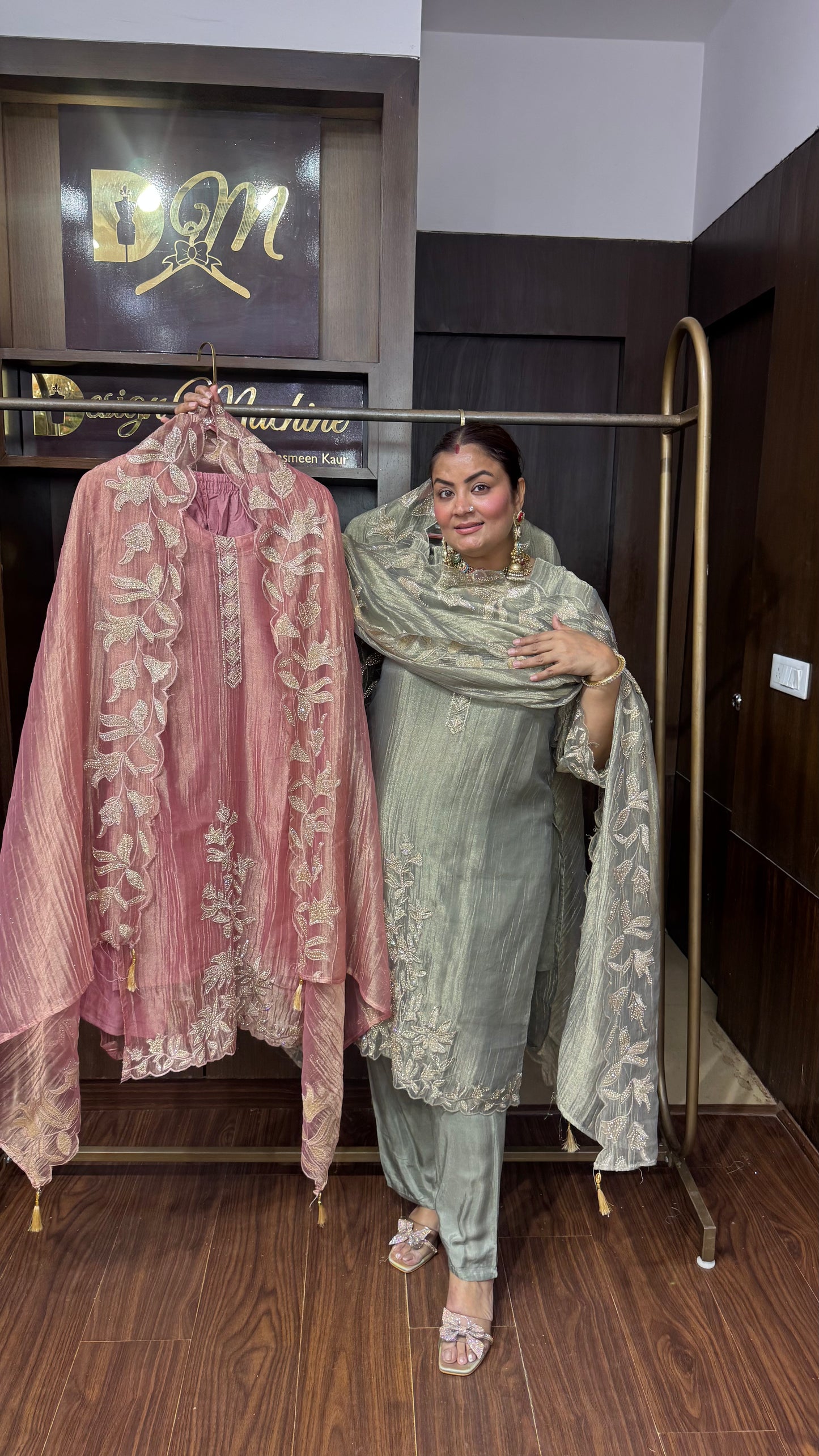 Ritika (Crush Tissue Suit)