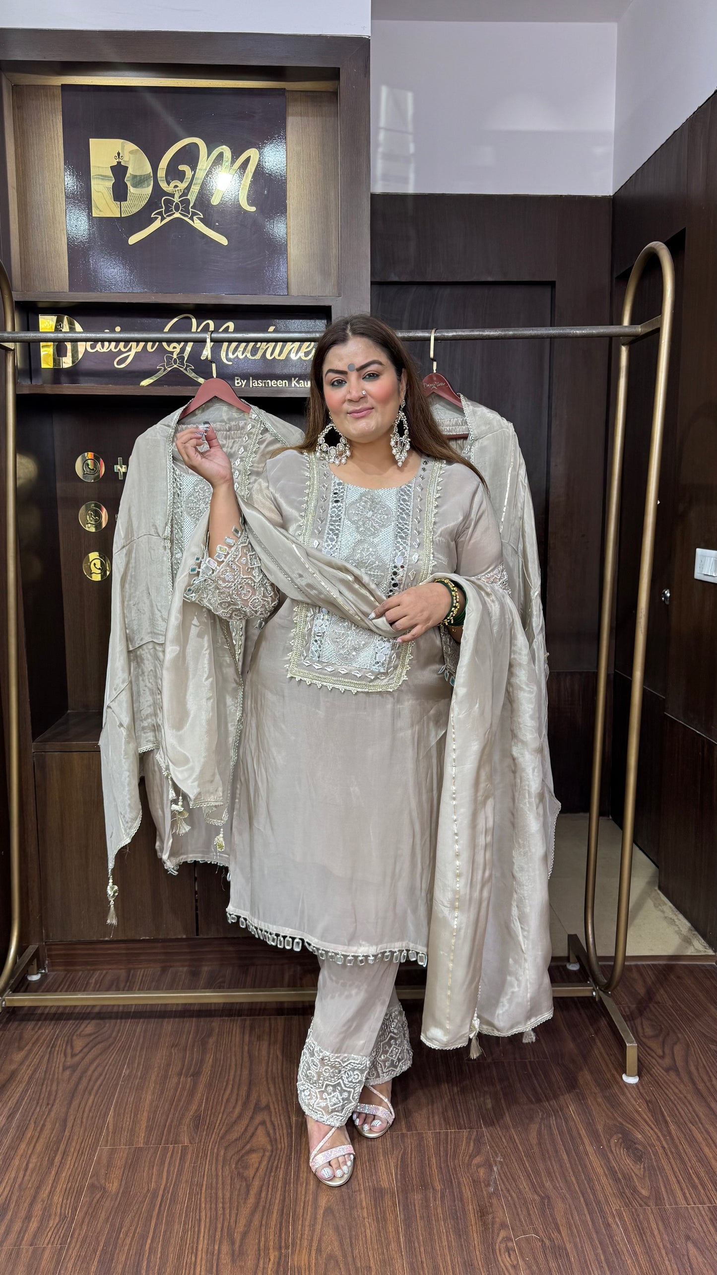 Anayka (Glass Tissue Suit)