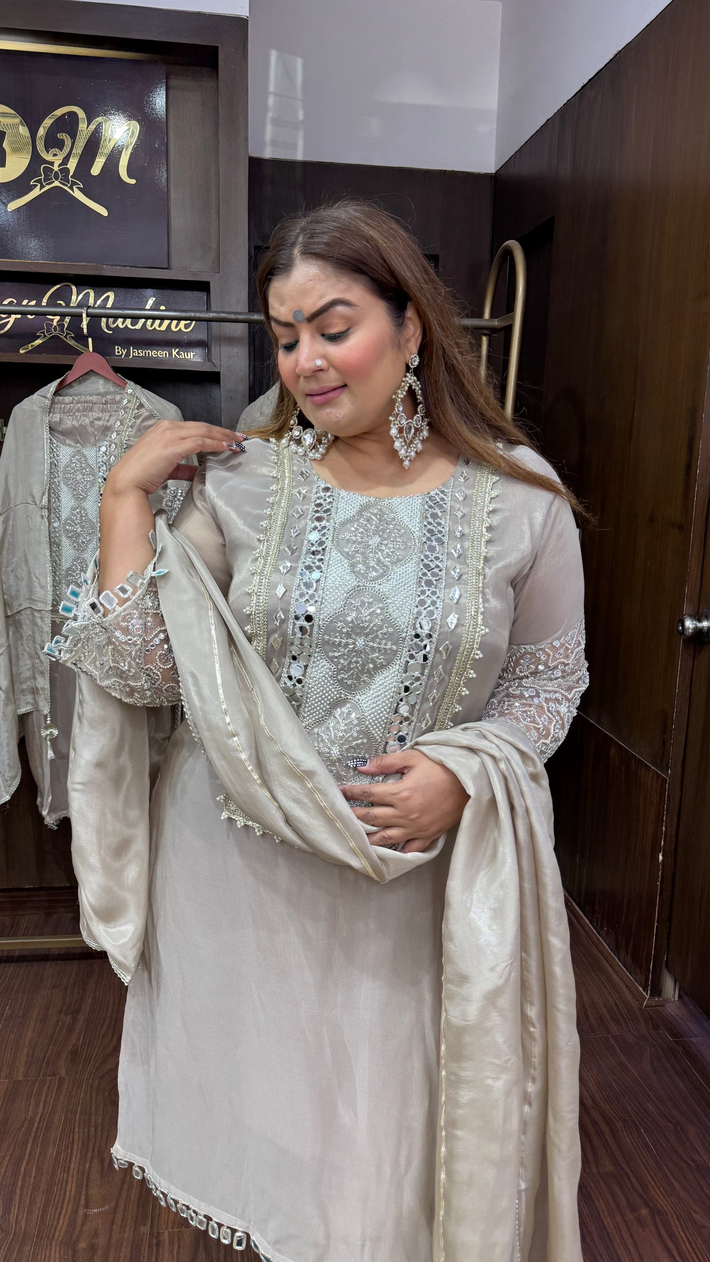 Anayka (Glass Tissue Suit)