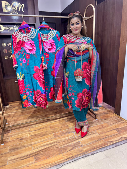 Velure Suit