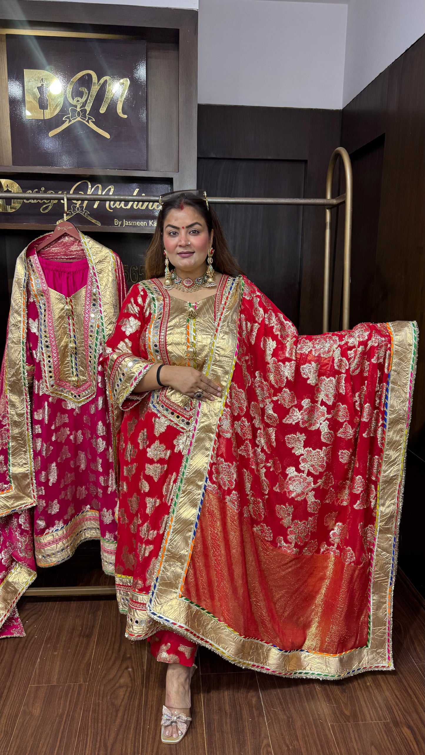 Aavya Pure Georgette Suit