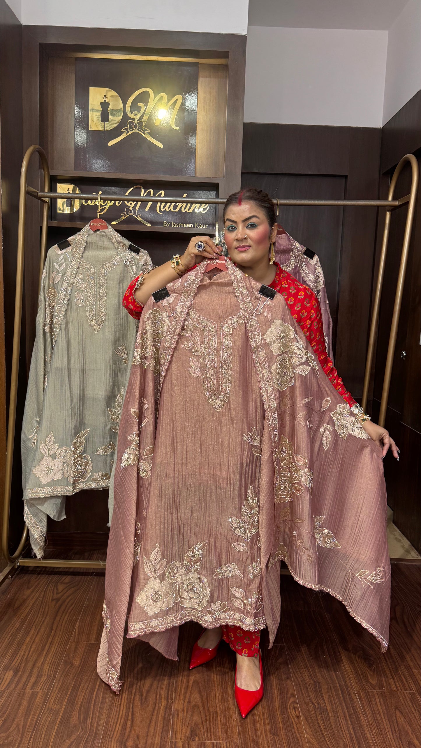 Rehnaya Pure Glass Tissue (Unstitch Suit)