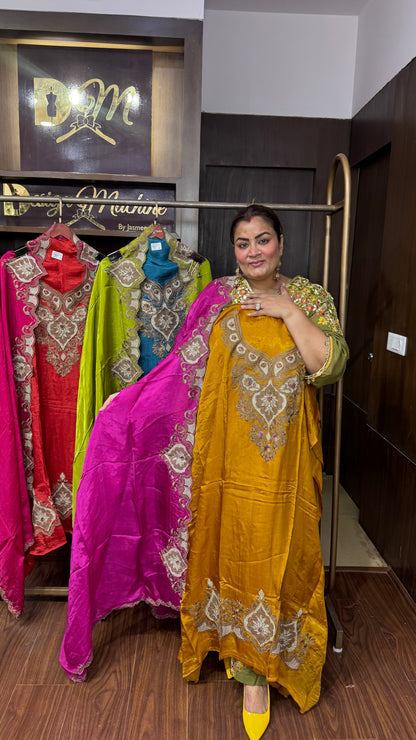 Zunaira Ziraff Tissue Unstitched Suit