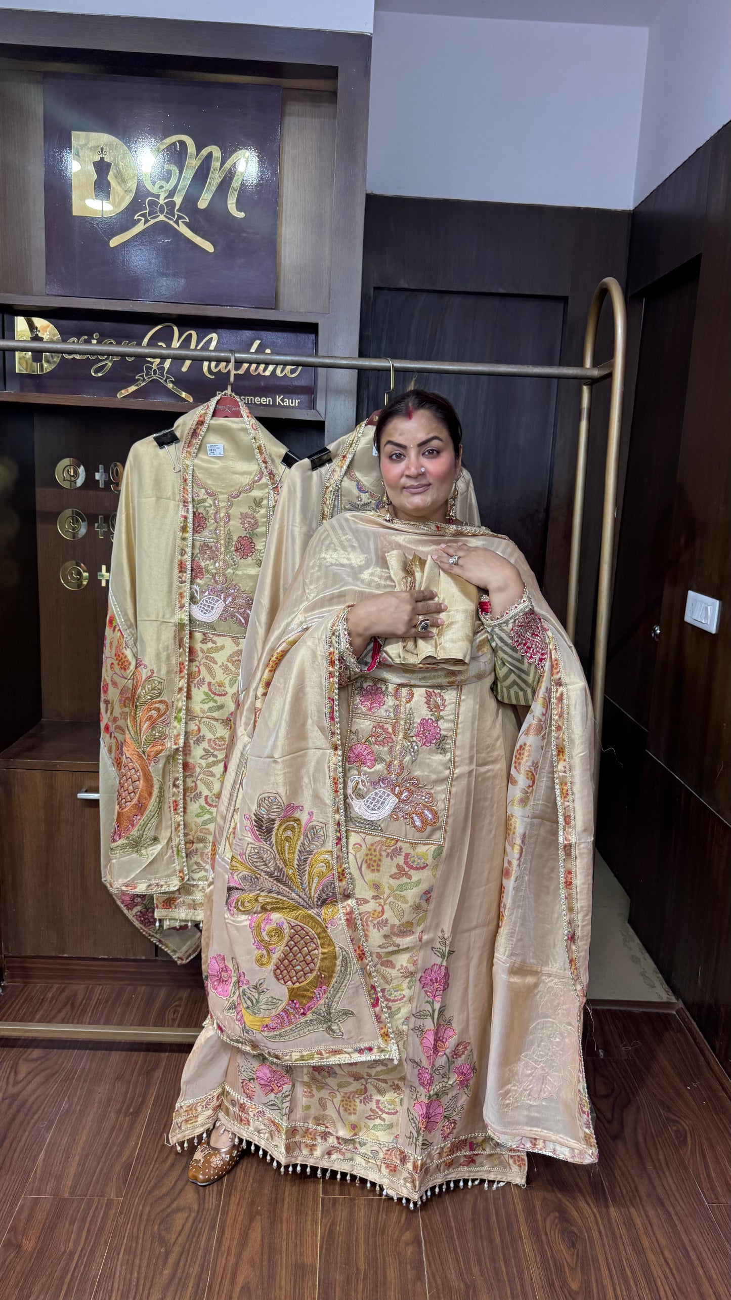 Zareen Ziraff Tissue Unstitched Suit