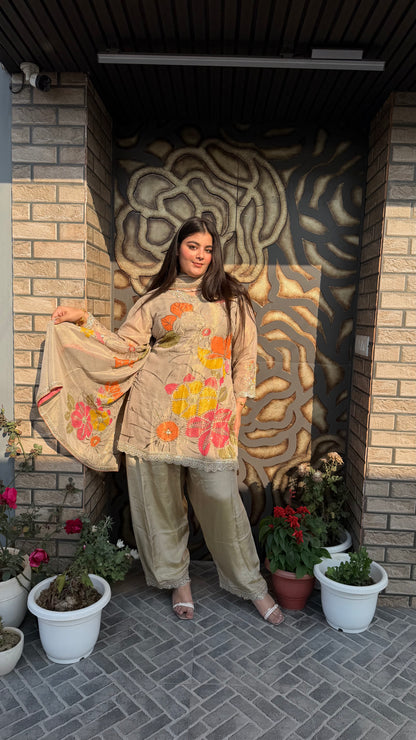 Mahira Crepe Suit