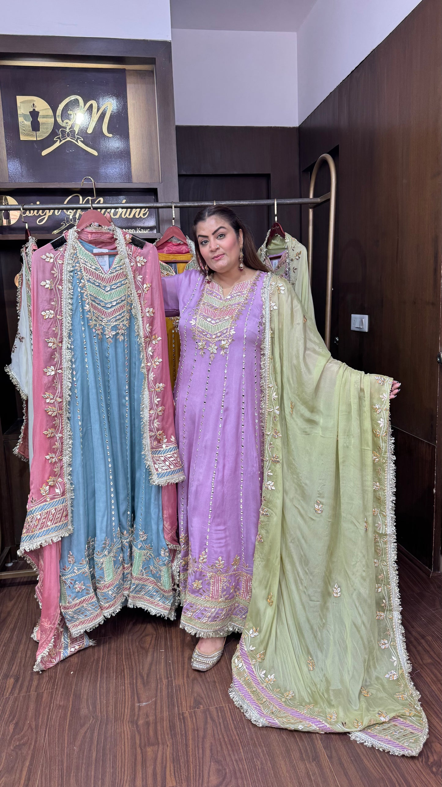 Iyana (Anarkali)