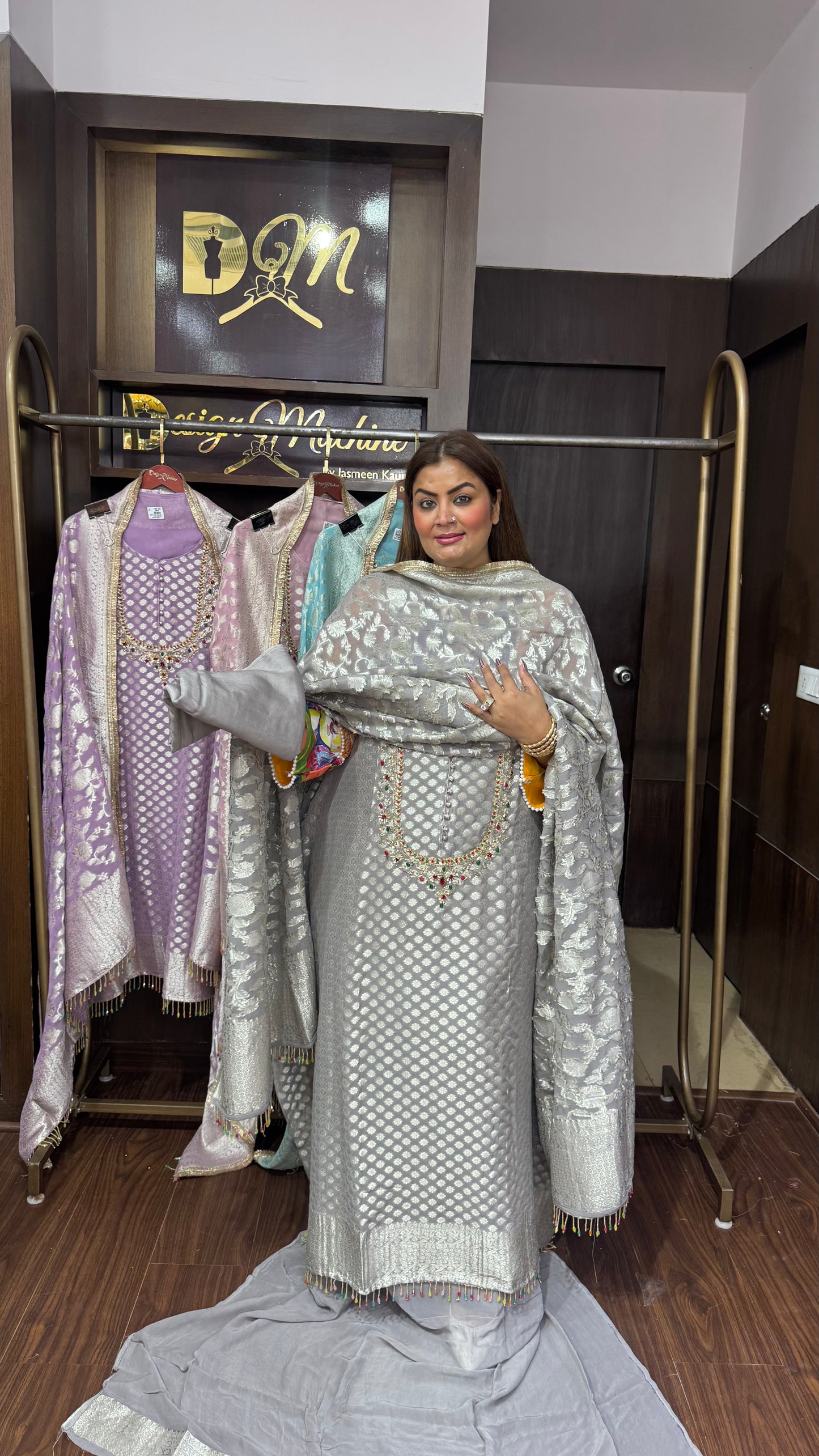 Isha (Georgette Fabric Unstitch Suit)