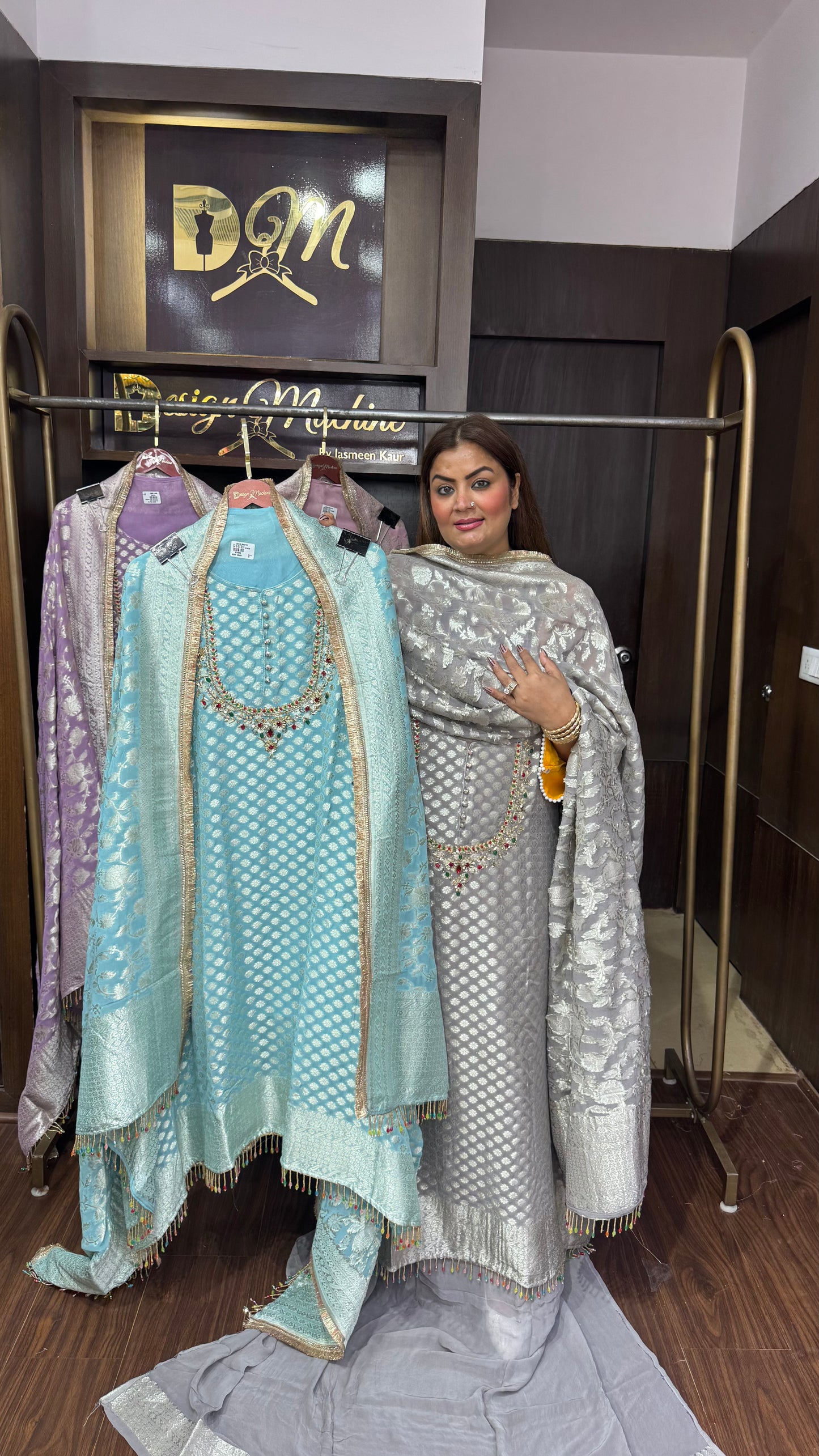 Isha (Georgette Fabric Unstitch Suit)