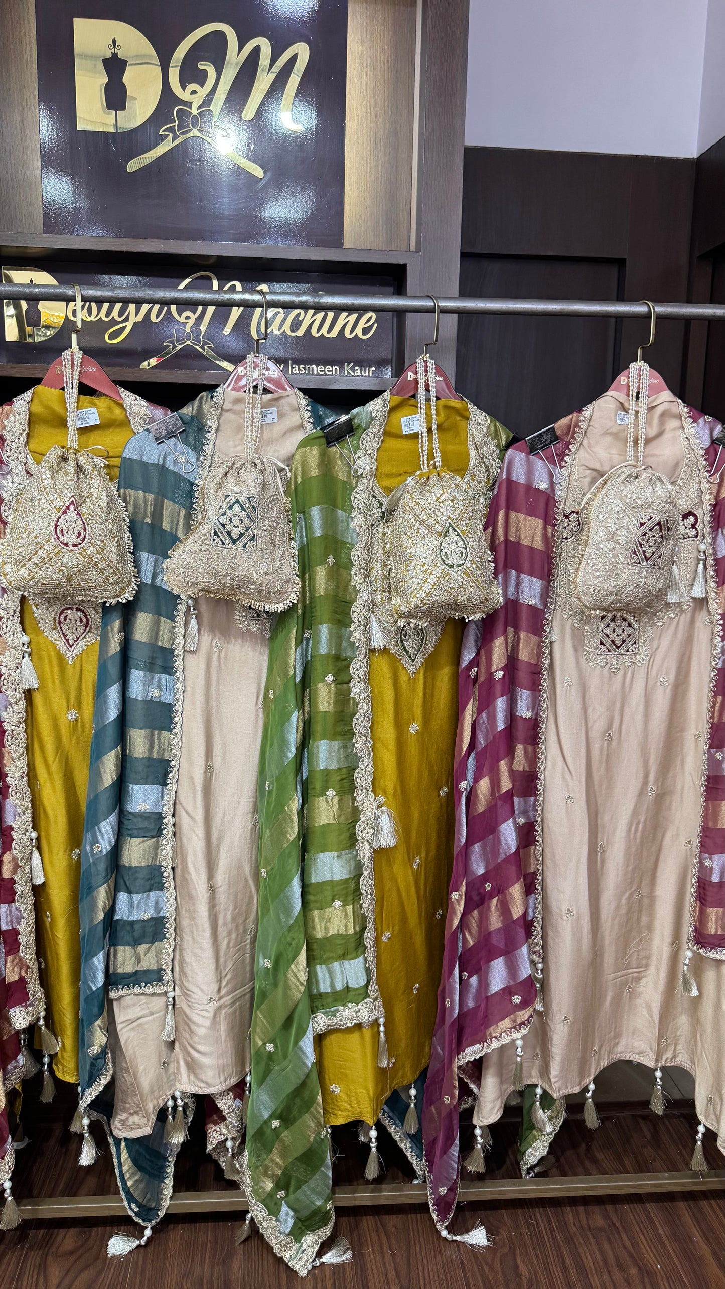 Rishita (Georgette Fabric  Unstitch Suit)