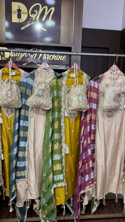 Rishita (Georgette Fabric  Unstitch Suit)