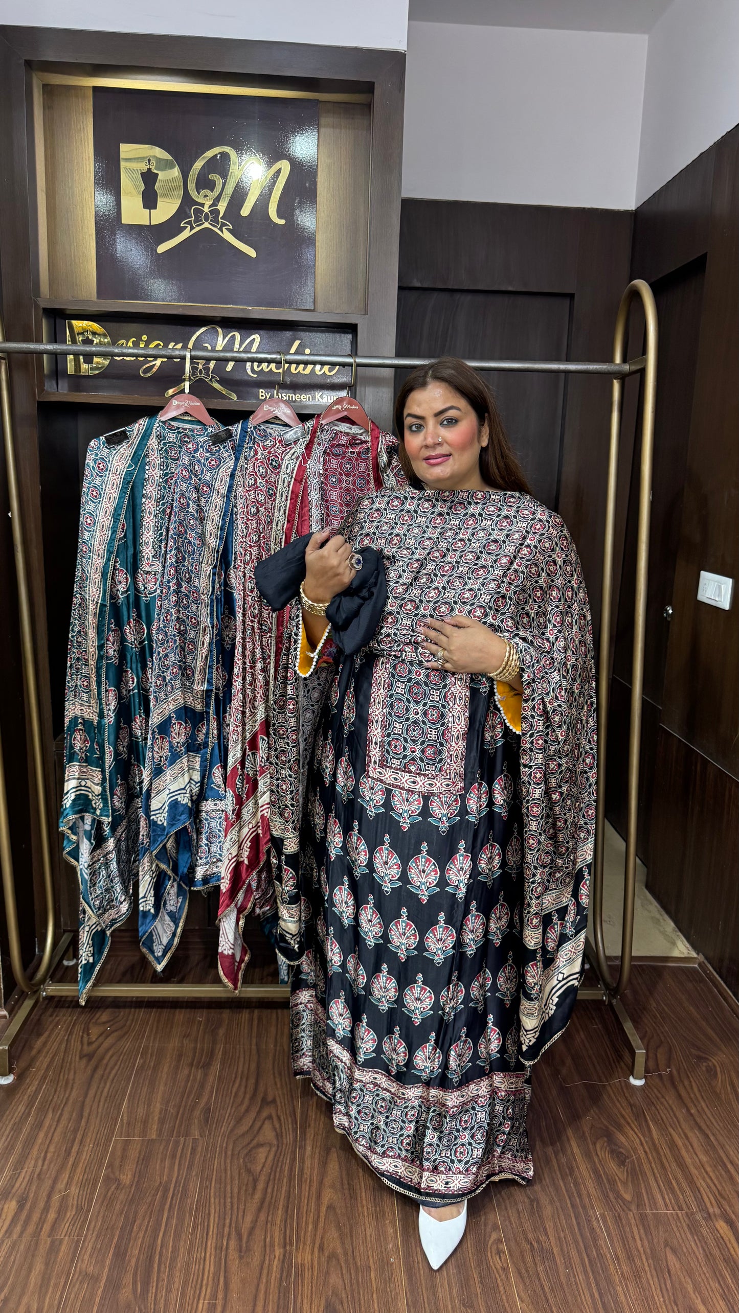 Gajji Silk (Unstitch Suit)