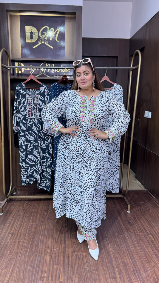 Aashna (Pure Crepe Cordset)