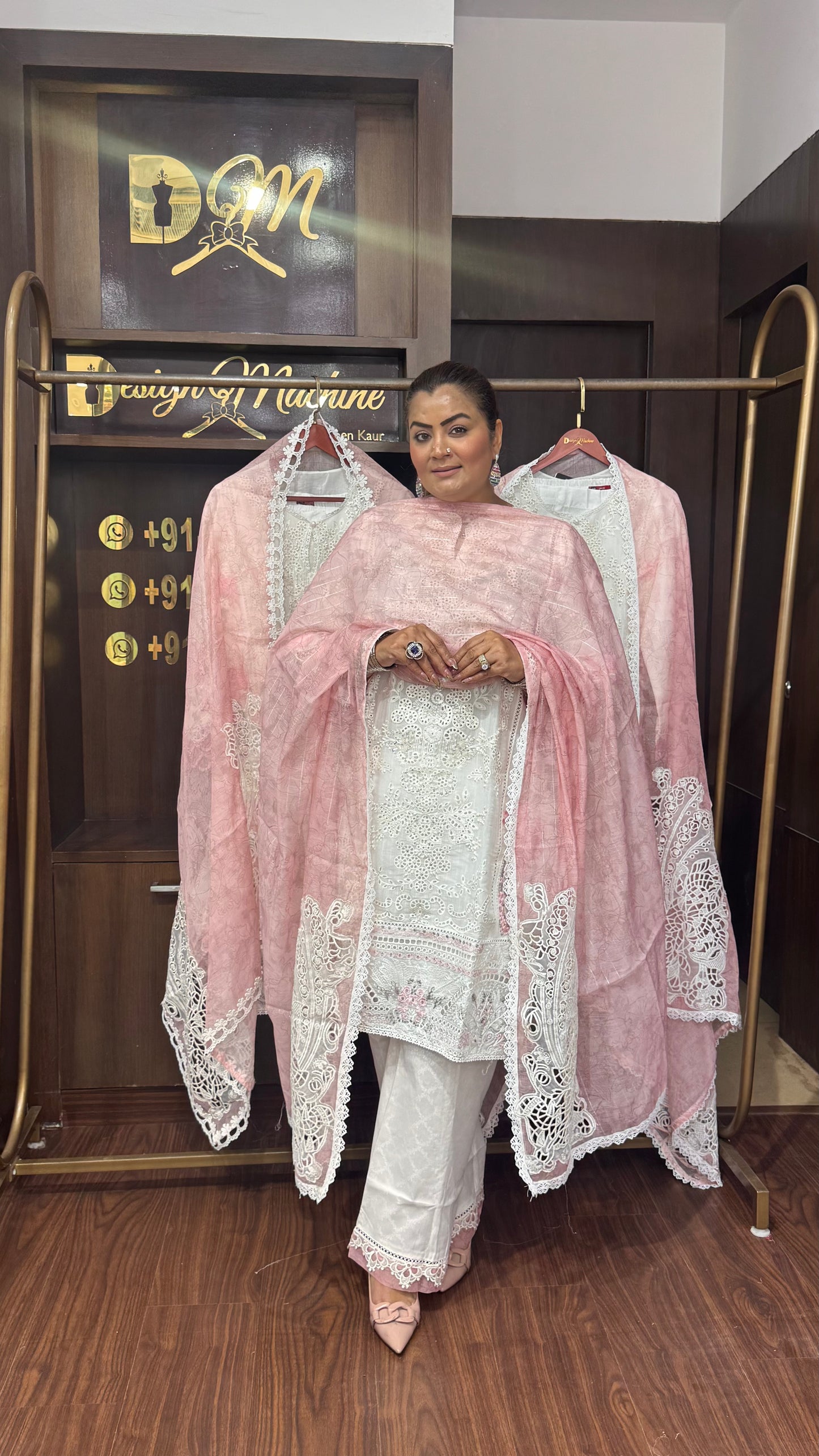 Zoya (Pakistani Suit)