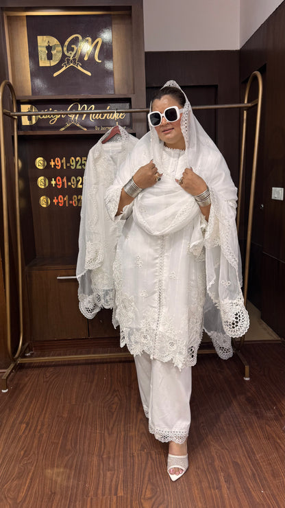 Falak (Pakistani Suit)