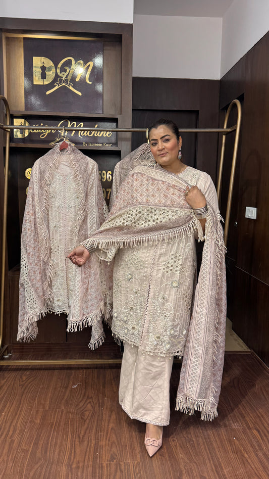 Heer (Pakistani Suit)