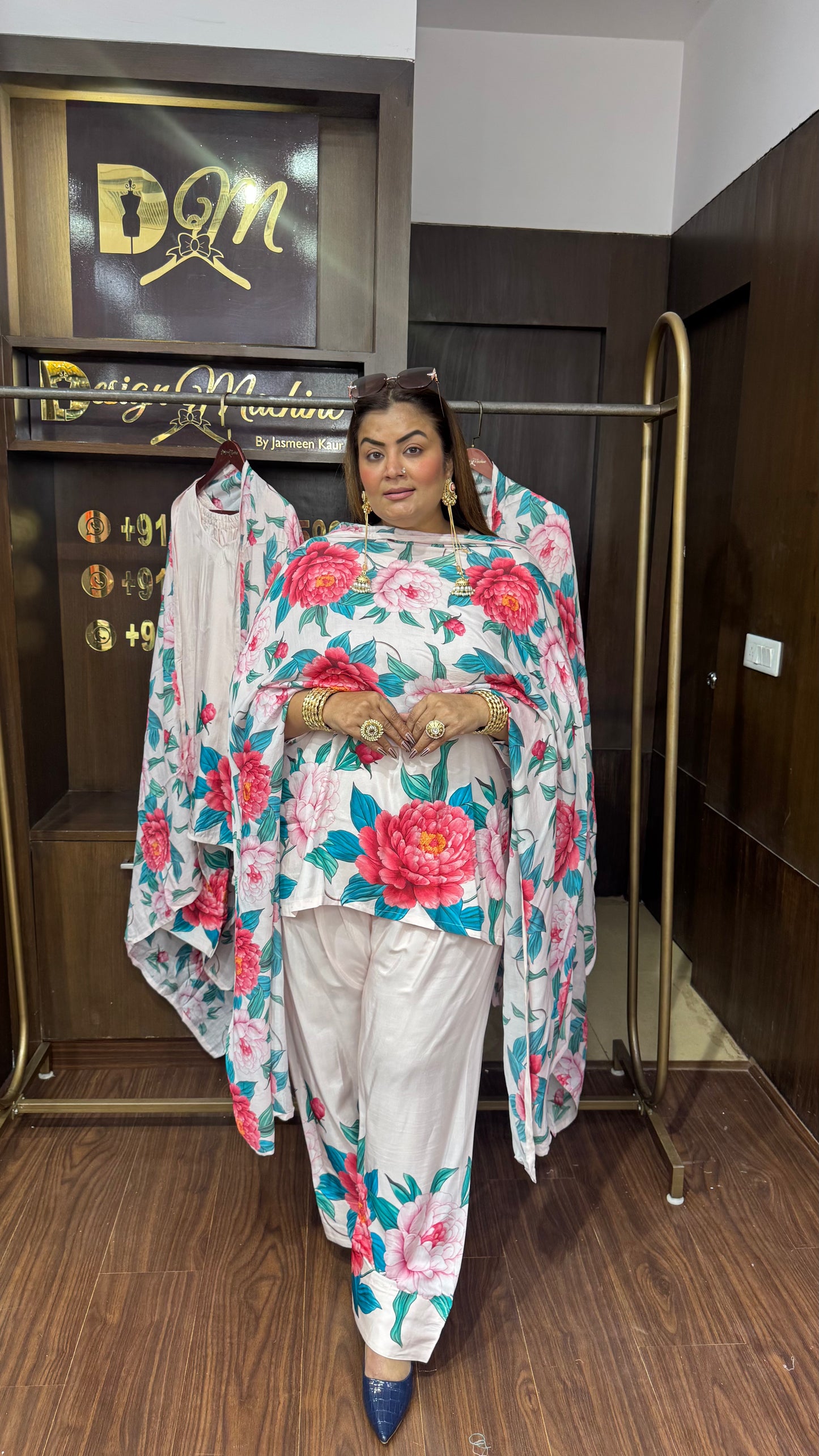 Zareen Masleen Farshi Suit