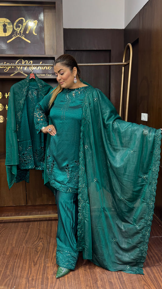 Riwaayat (Pakistani Suit)