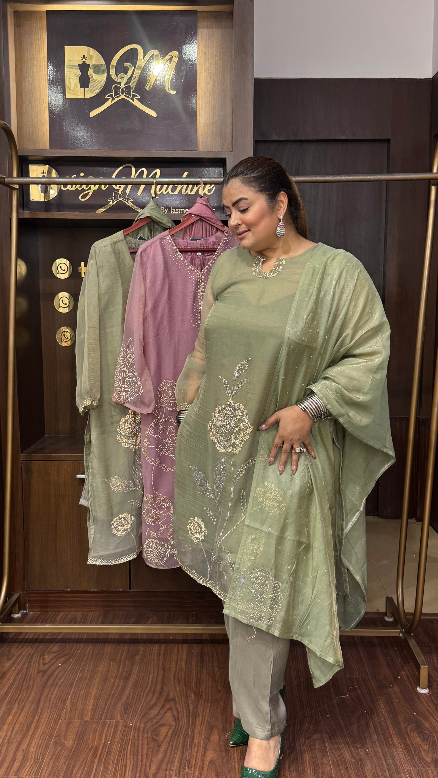 Gulzar (Glass Tissue Suit)