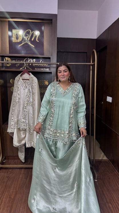 Zohra Ziraff Tissue Farshi Suit
