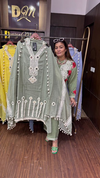 Kairavi (Malmal Cotton Unstitch Suit)