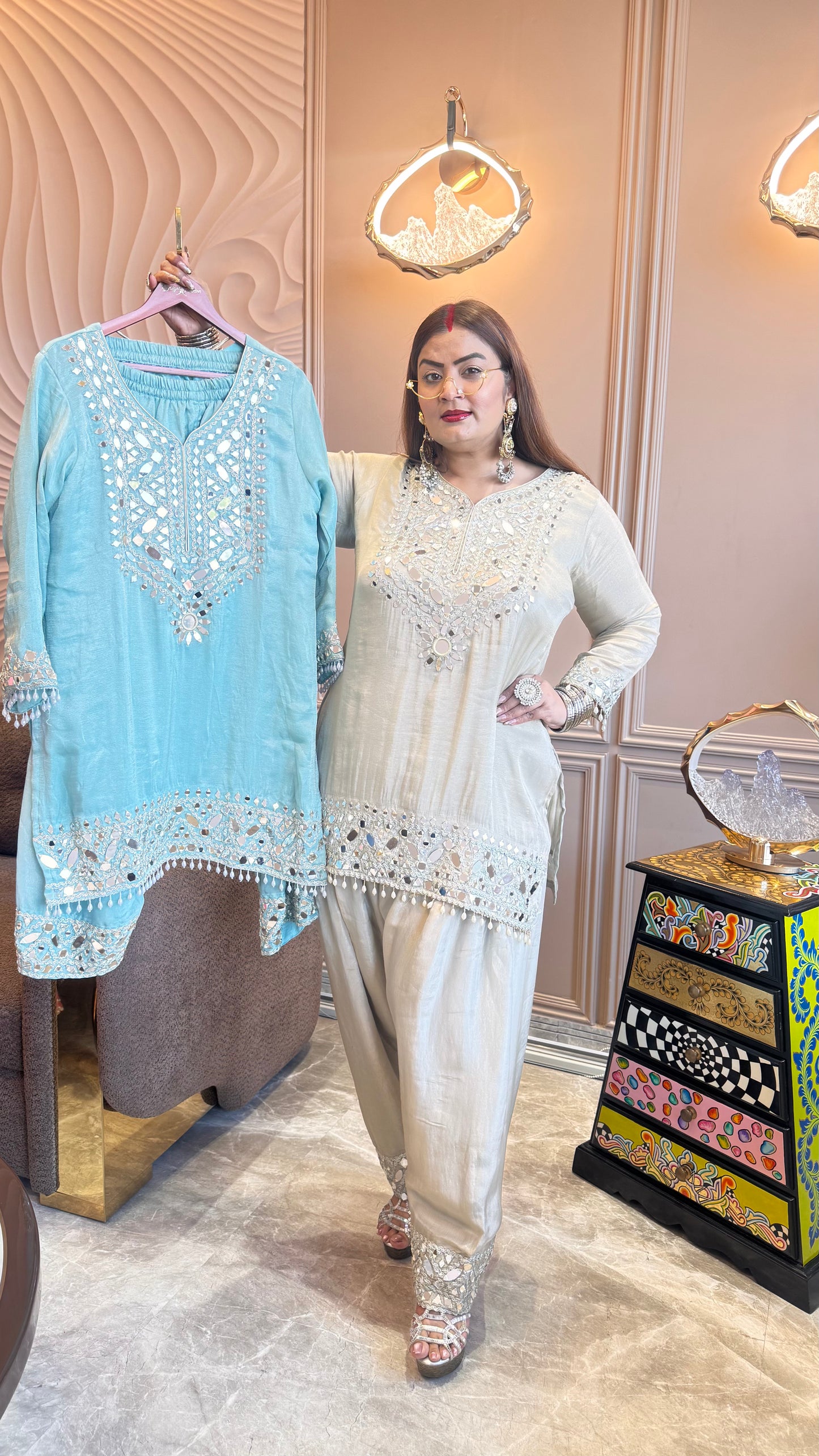 Rang-e-Mahal Farshi Salwar Suit