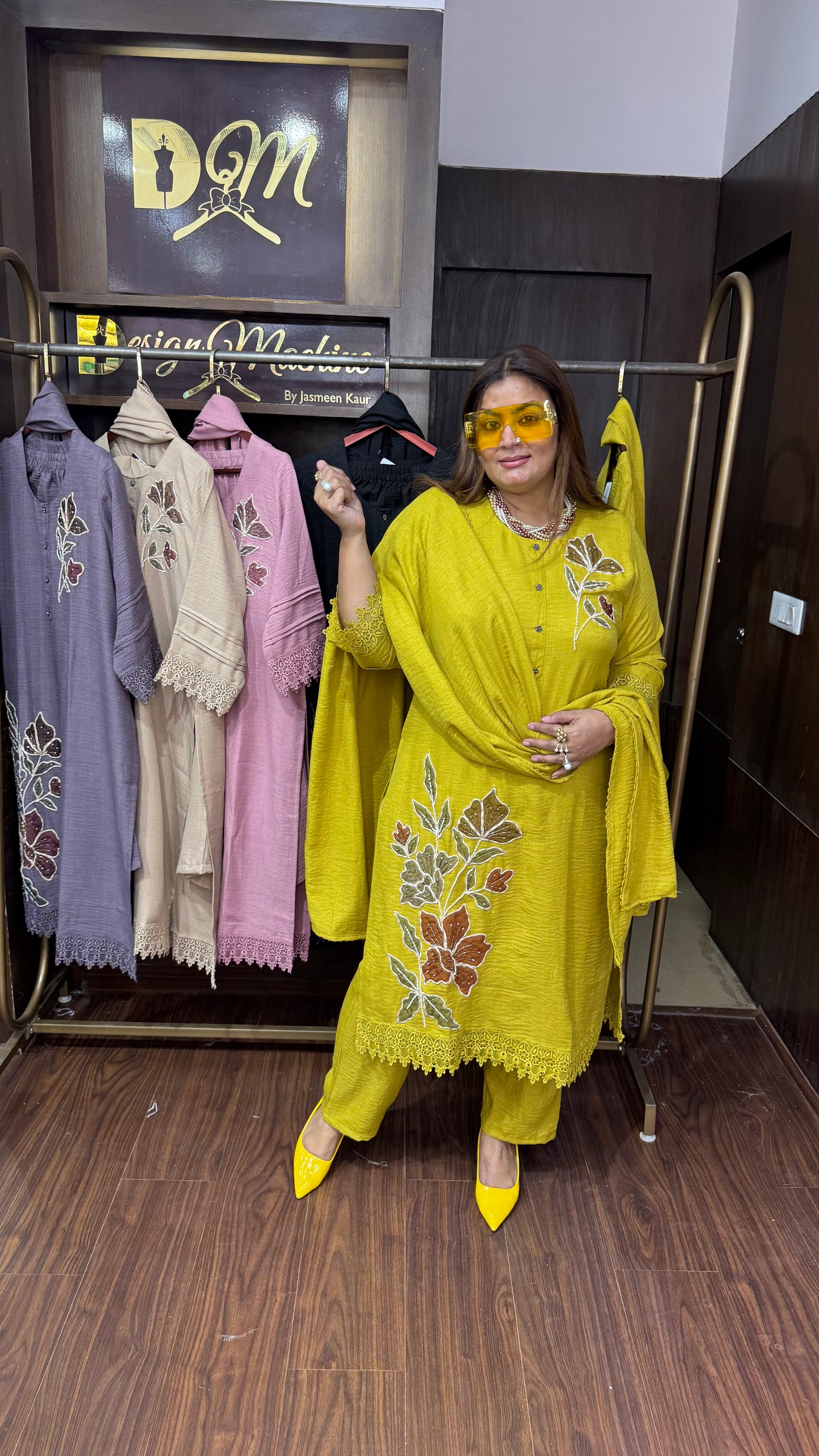 Anshika (Cotton Suit)