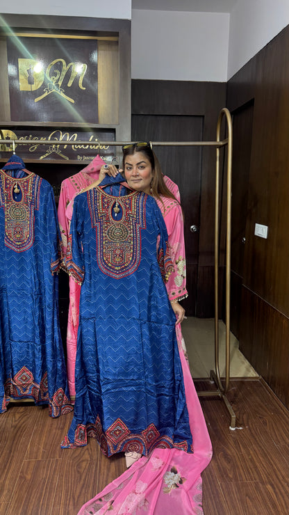 Zariya Pure Crepe Long Anarkali