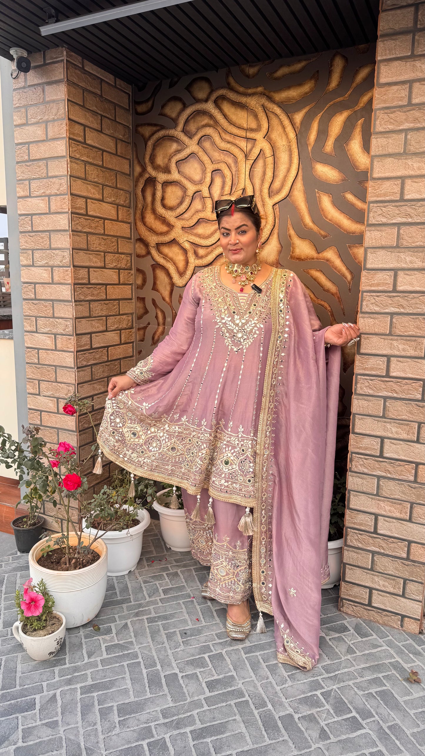 Aafreen (Glass Tissue Farshi Salwar Suit)