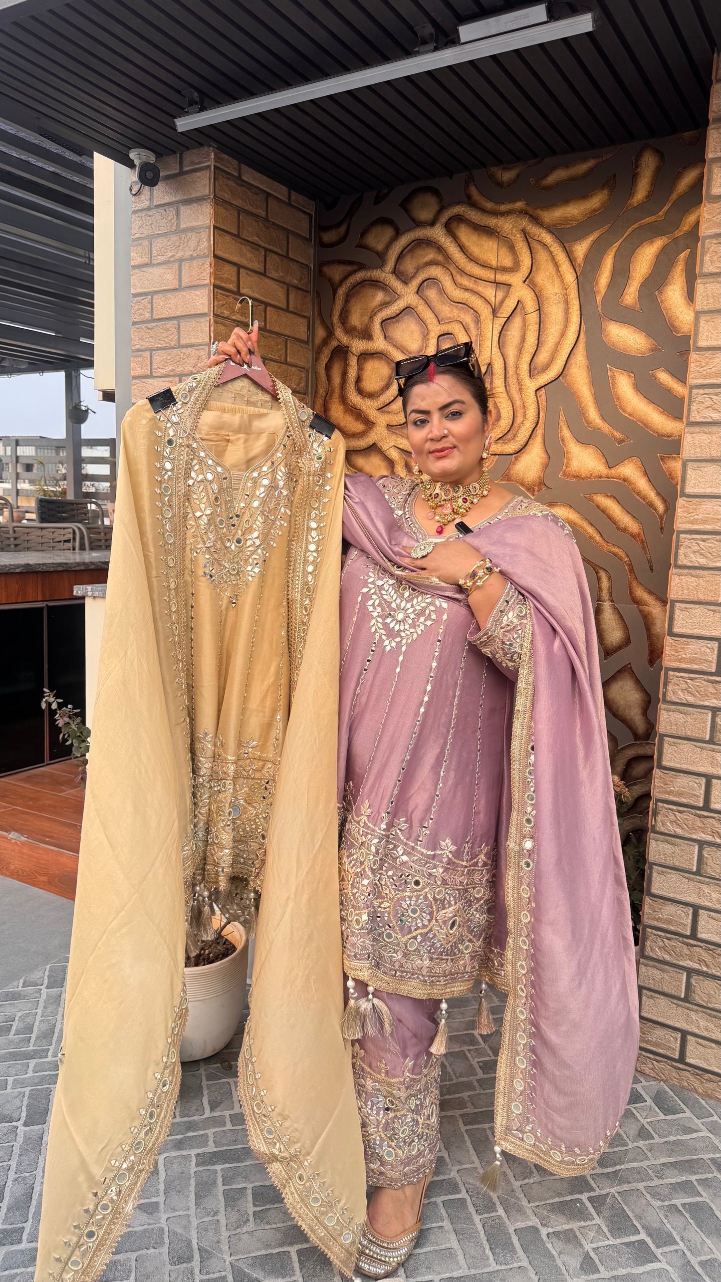 Aafreen (Glass Tissue Farshi Salwar Suit)