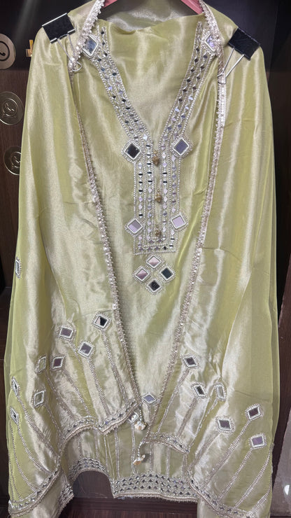 Gurlin (Glass Tissue Unstitched Suit)