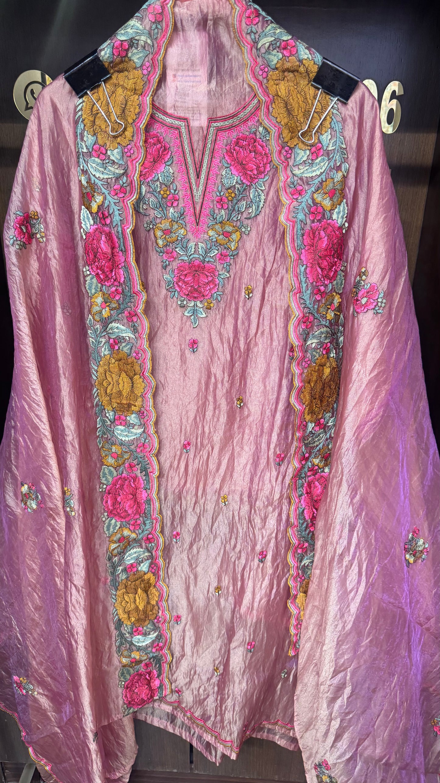 Astha (Crush Tissue Unstitch Suit)