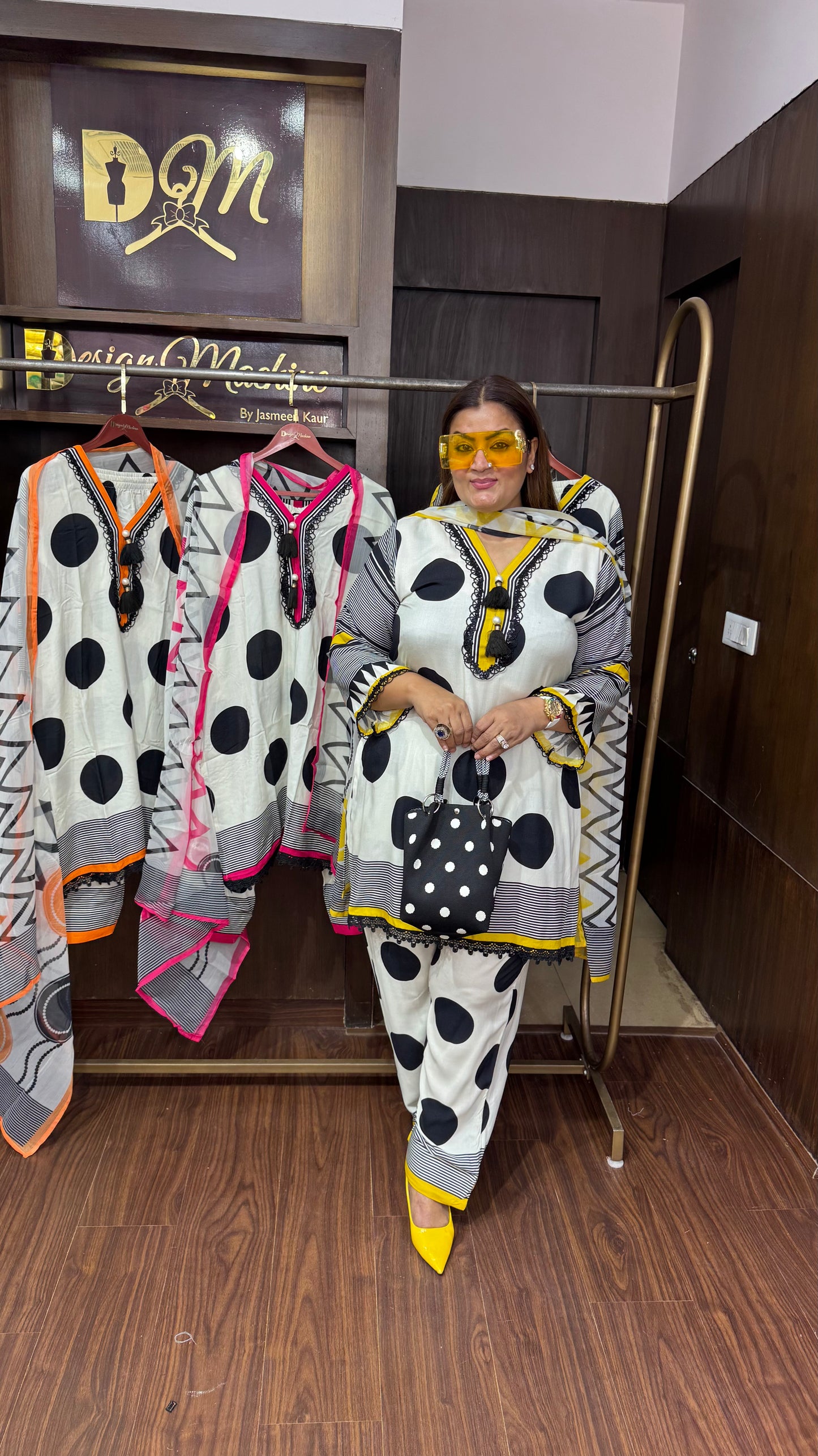 Tvesha (Masleen Cotton Suit)