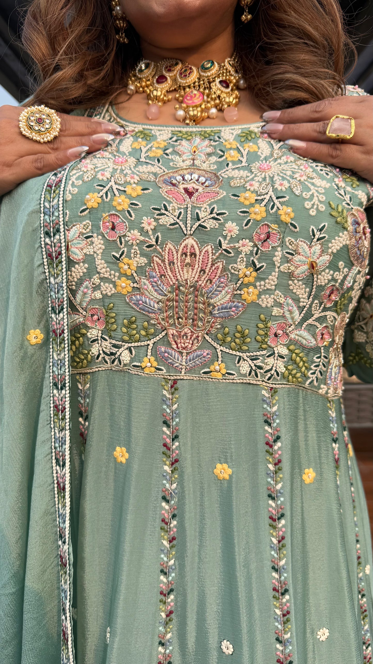 Afsira (Anarkali)