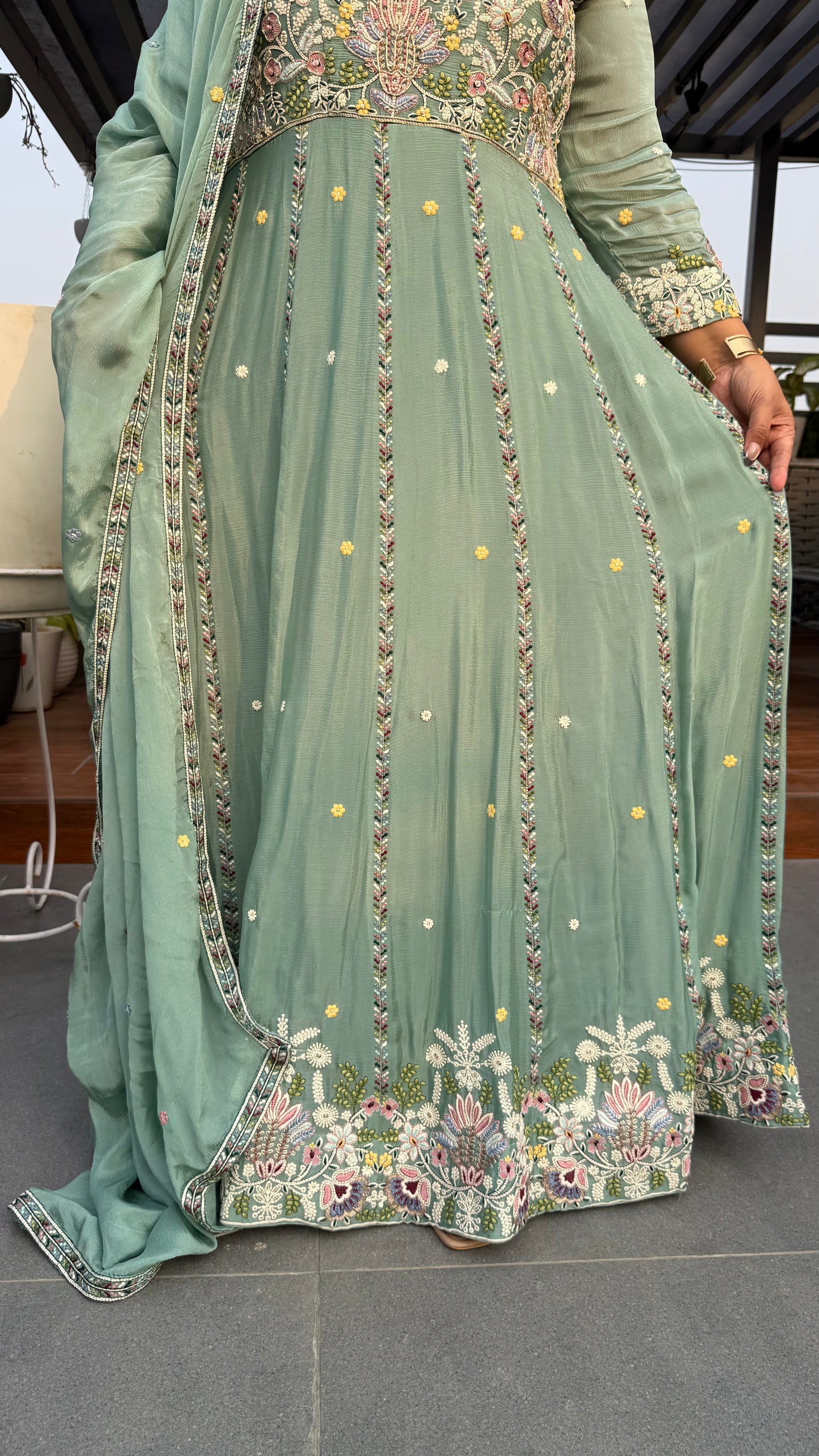 Afsira (Anarkali)