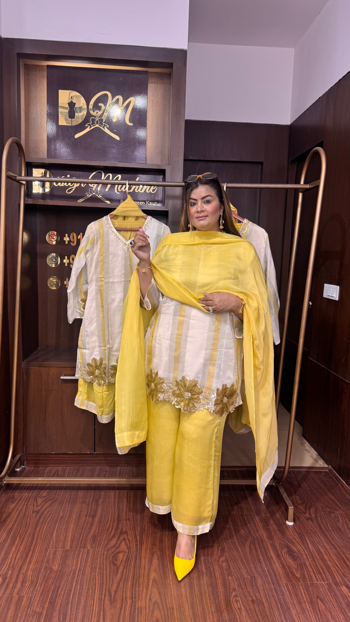 Aabroo (Glass Tissue Suit)