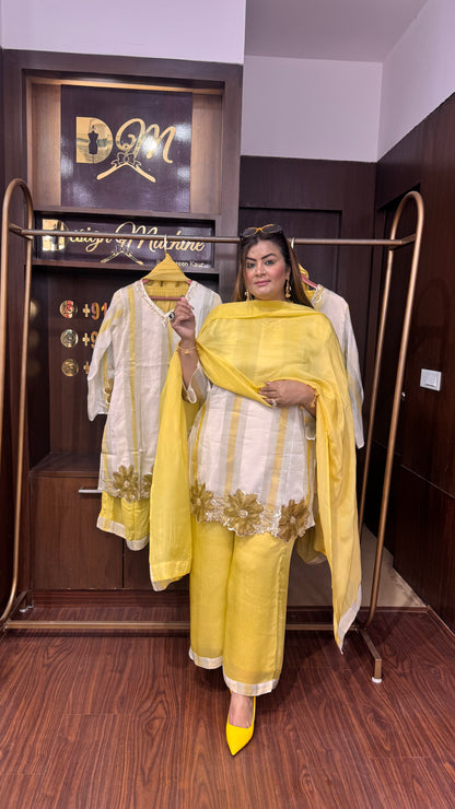 Aabroo (Glass Tissue Suit)