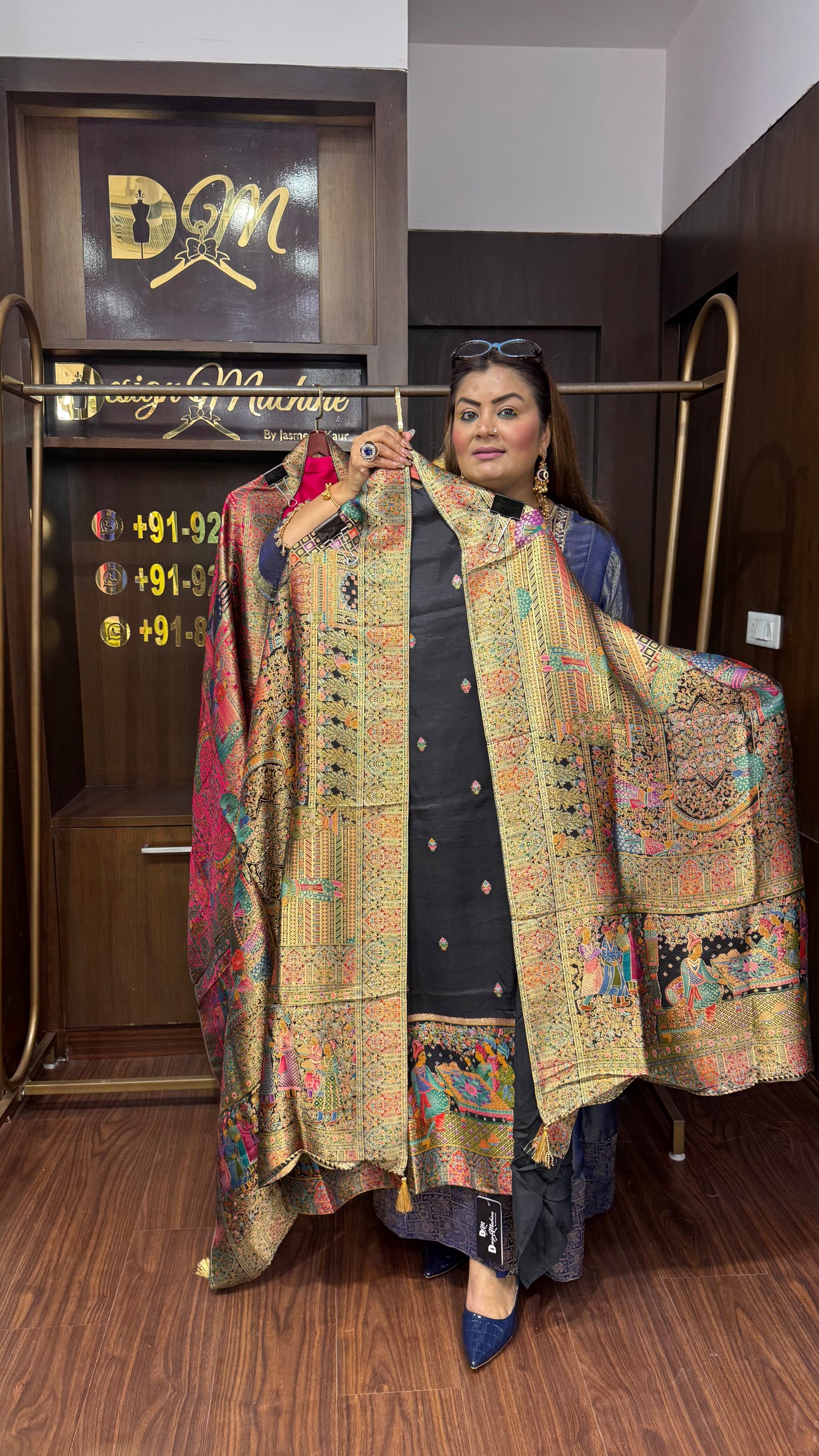 Zareen (Gajji Silk Unstitch Suit)