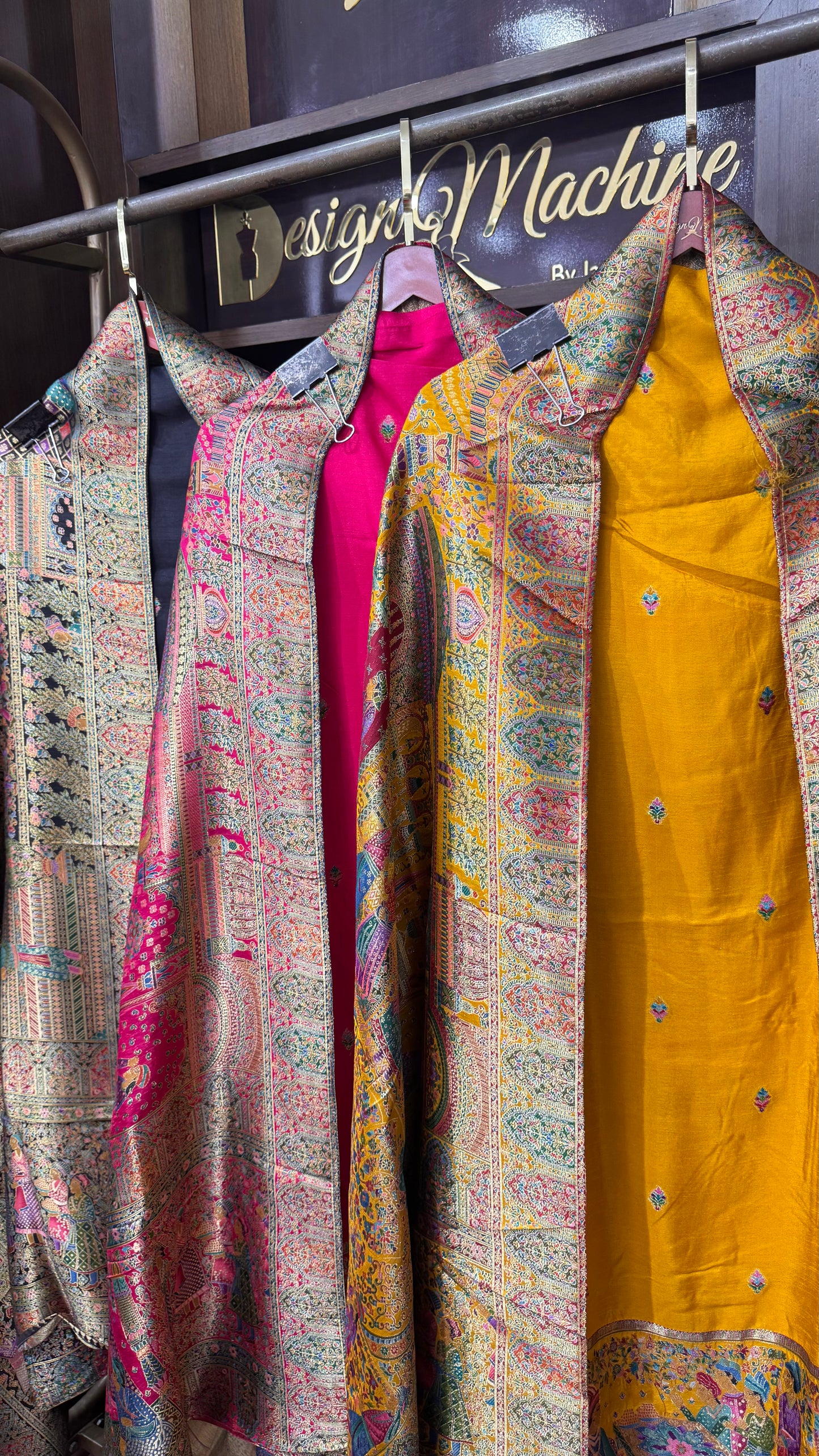 Zareen (Gajji Silk Unstitch Suit)