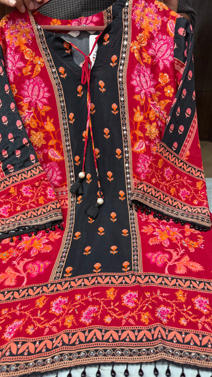 Kavya (Pure Crepe Suit)