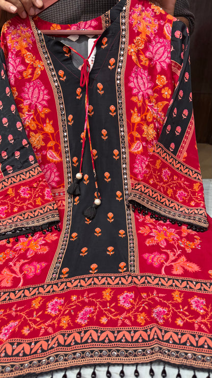 Kavya (Pure Crepe Suit)
