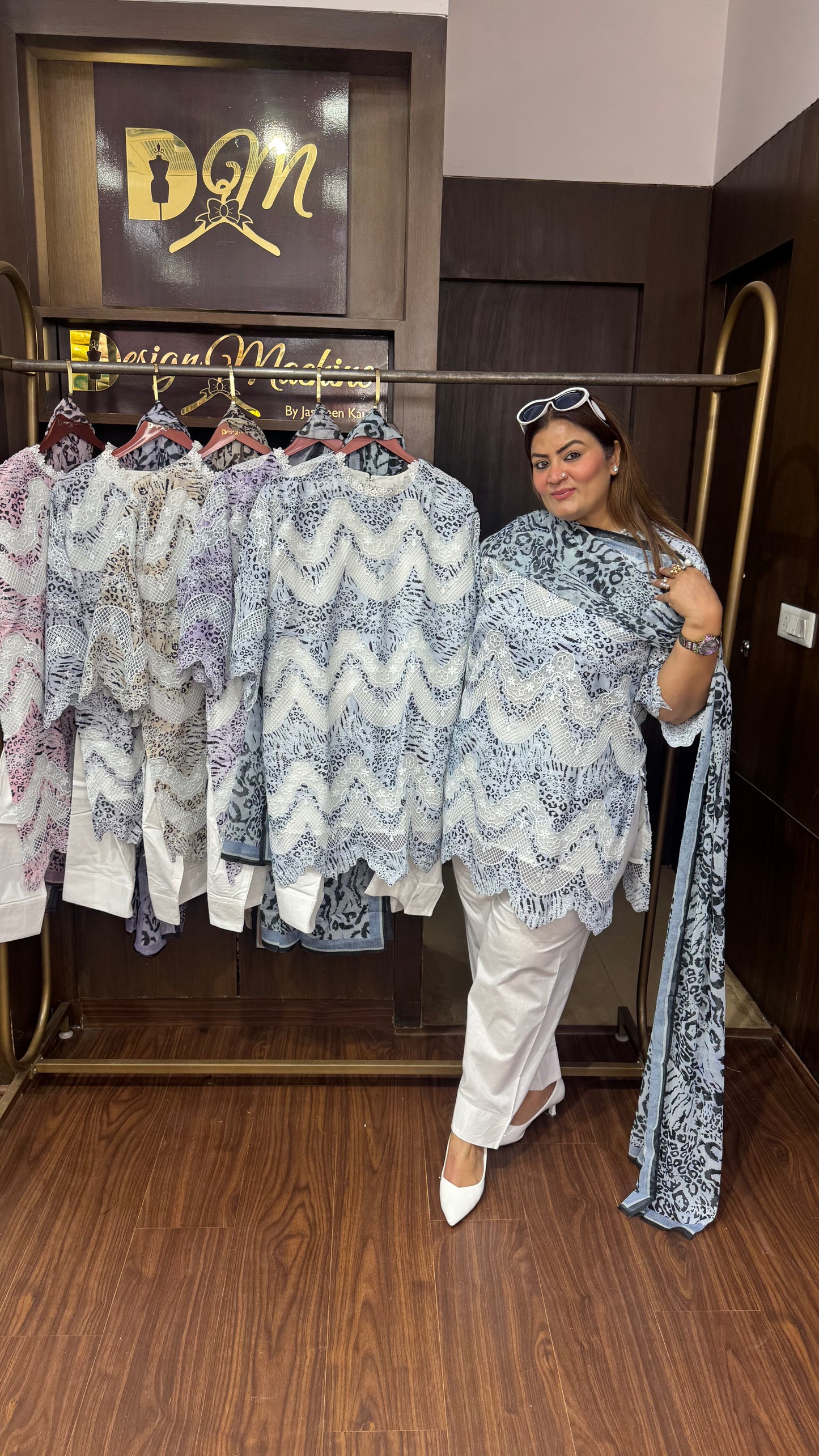 Lavina (Hakoba Chikan Fabric Suit)