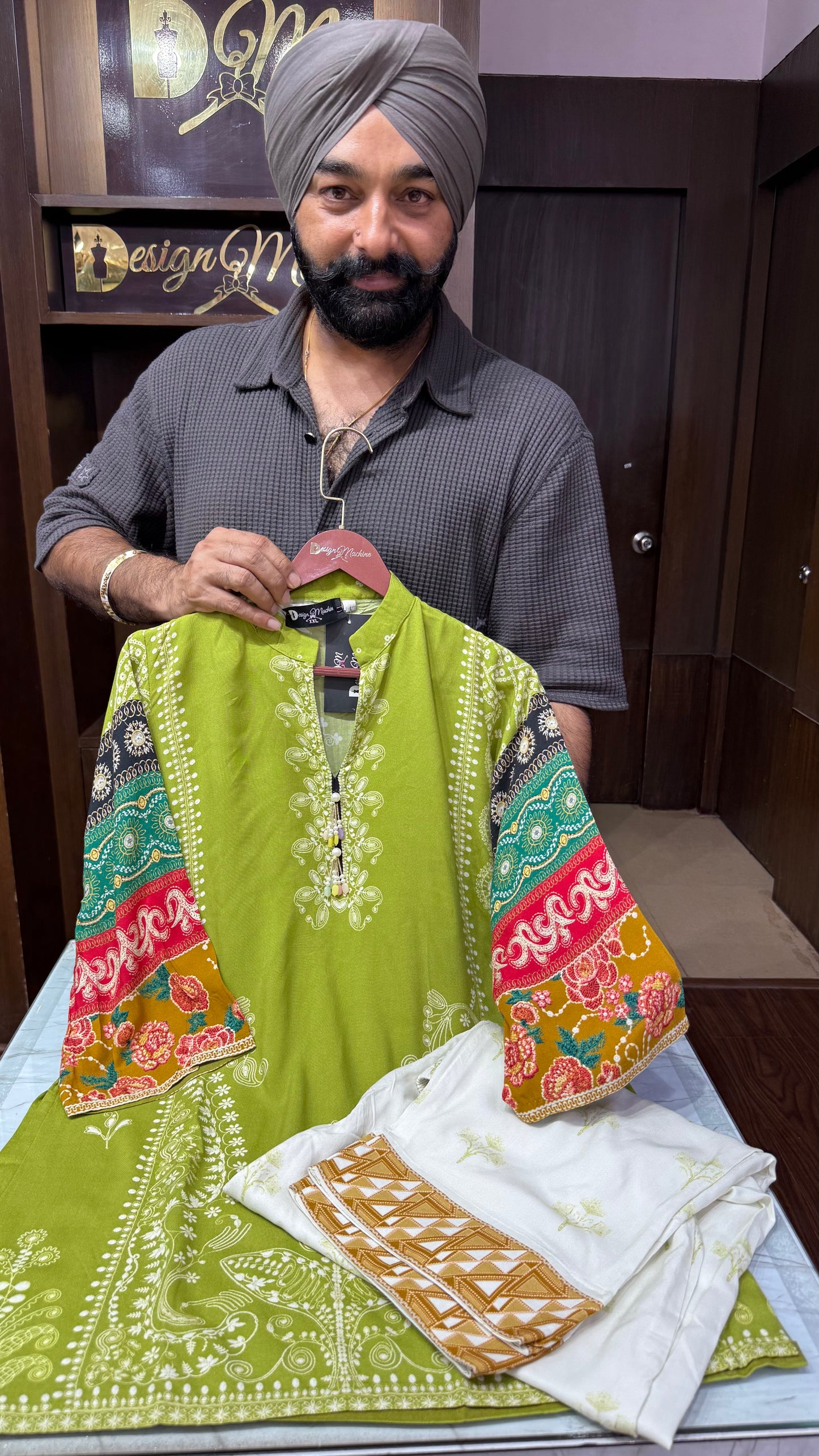 Asya (Masleen Cotton Suit)