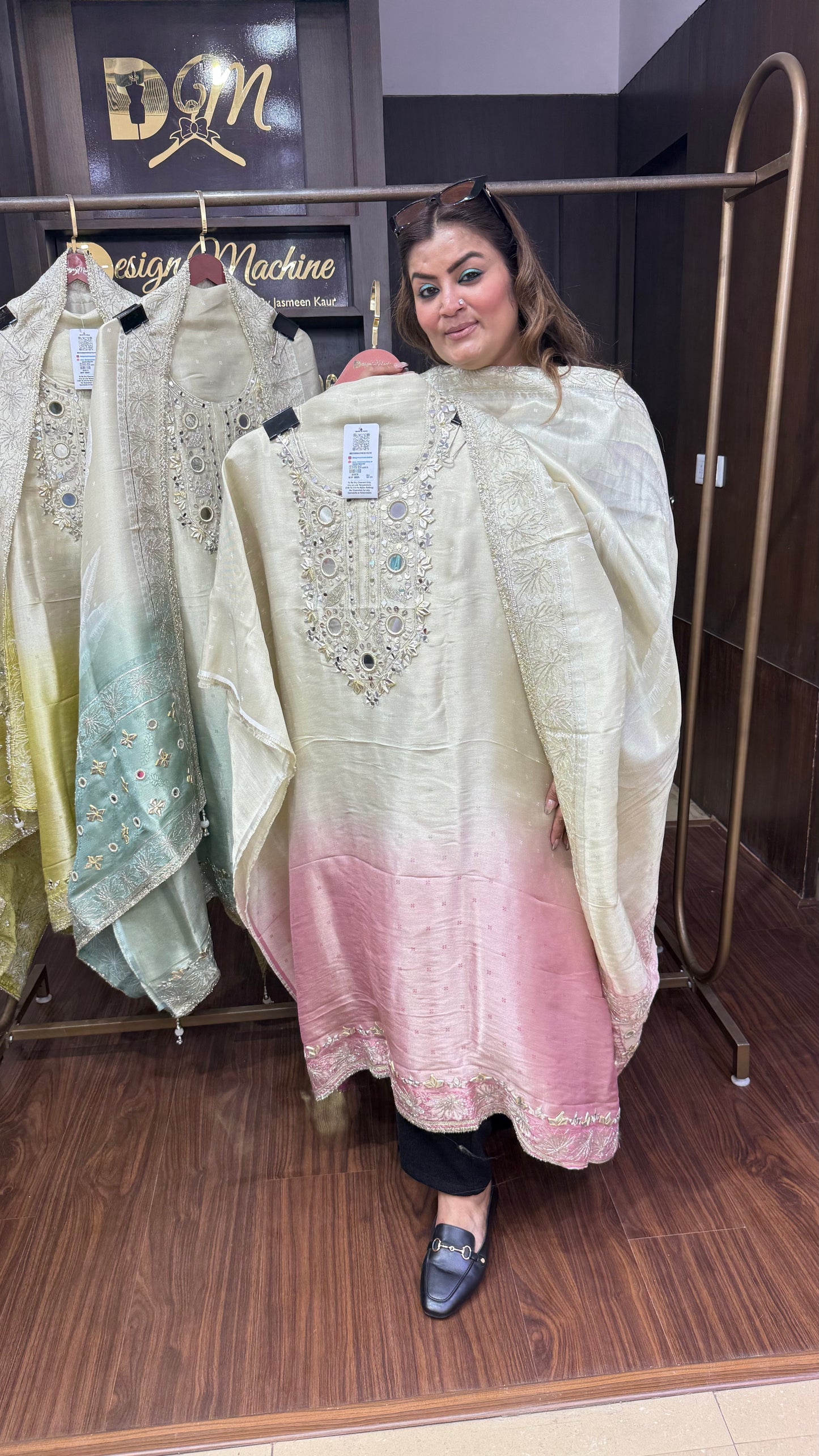 Amevra (Unstitch Suit)