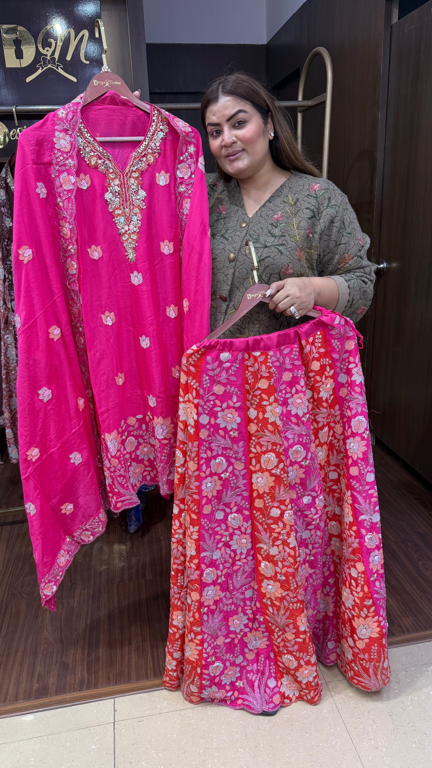 Zariya (Semi-Stitch) Suit